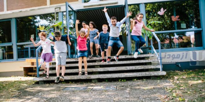 روانشناسی مثبت در مدارس با کودکانی شاد و پرواز کرده